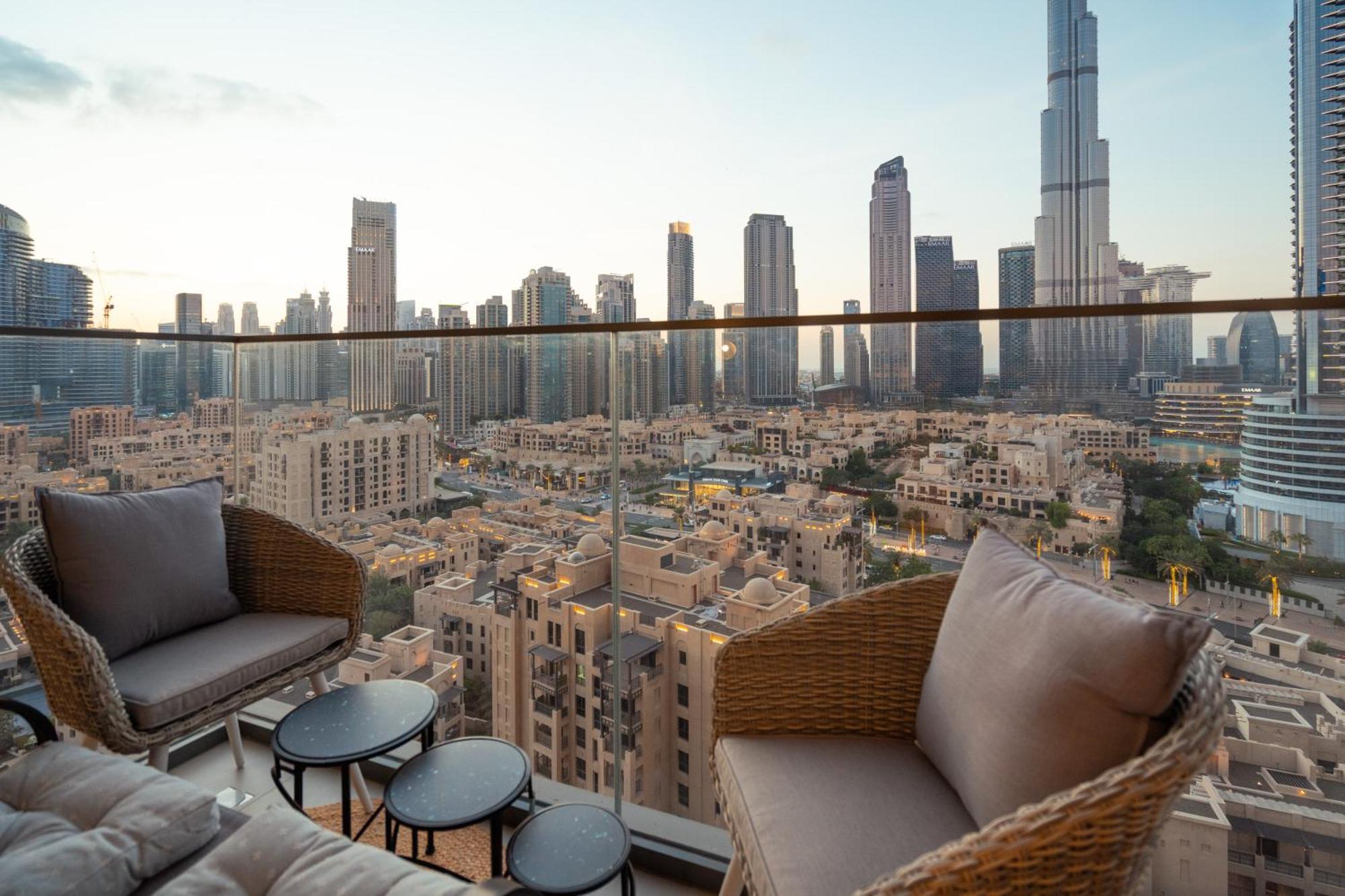 Apartamento Prime Retreats @ Burj Royale By Emaar Dubái Exterior foto