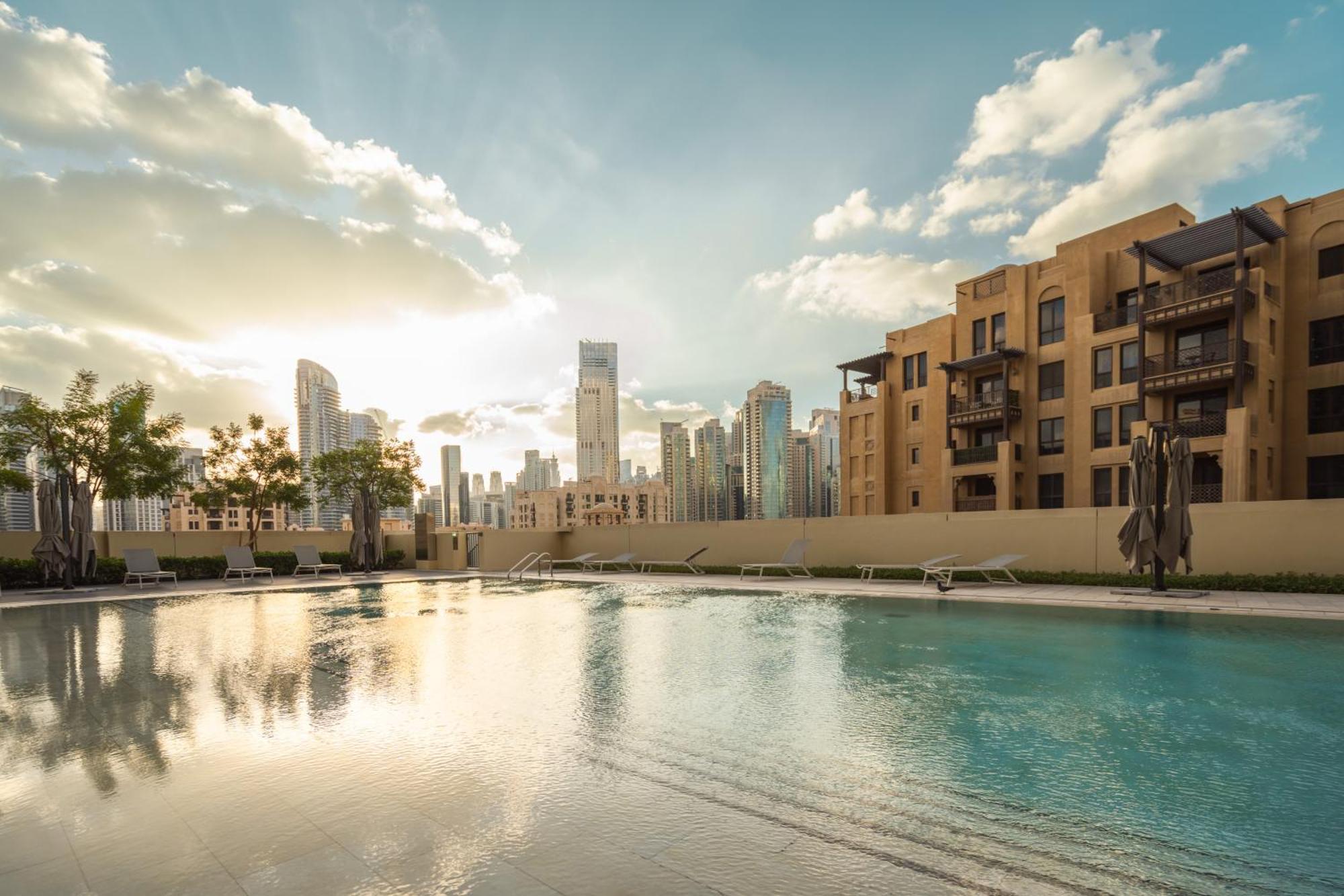 Apartamento Prime Retreats @ Burj Royale By Emaar Dubái Exterior foto