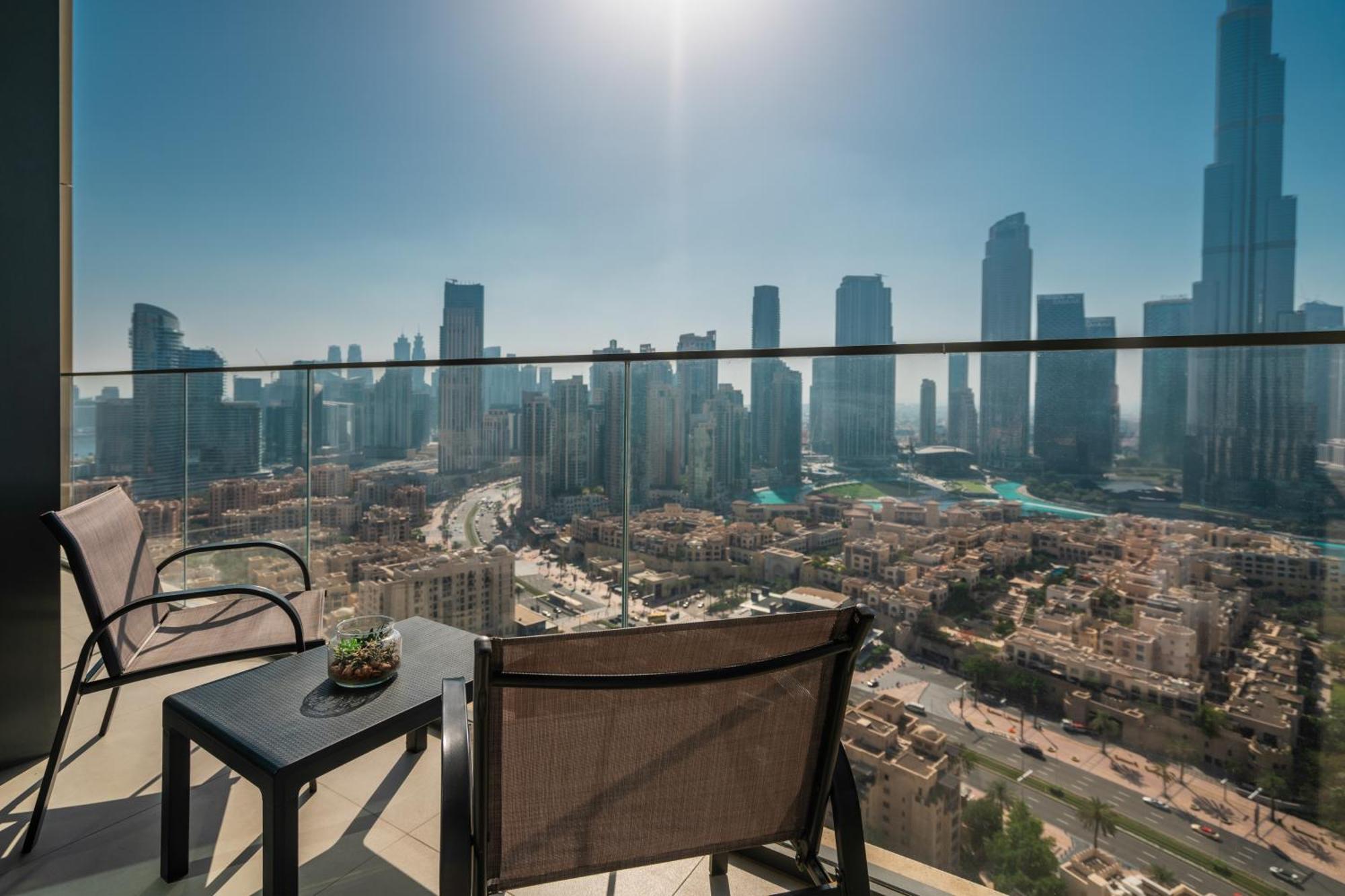 Apartamento Prime Retreats @ Burj Royale By Emaar Dubái Exterior foto